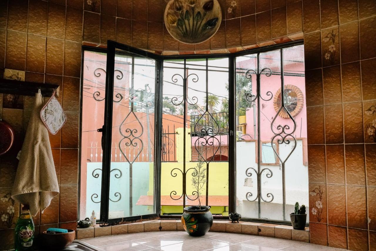 Sunshine House - Made By Artists Villa Oaxaca Exteriör bild